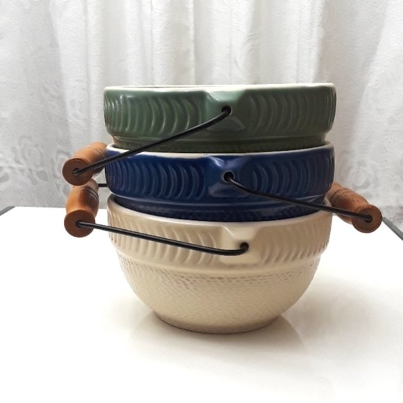 Stoneware Ribbed Bowl with Wooden Handle, Set of 3 - Picture 3 of 9